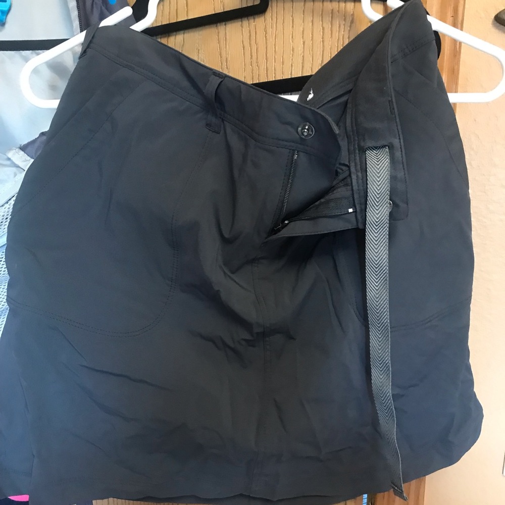 REI grey skort